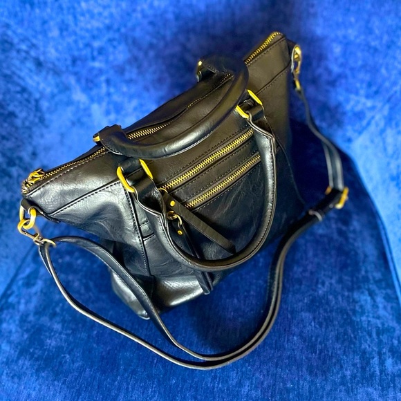 Madison West Handbags - Madison West • Leather Purse